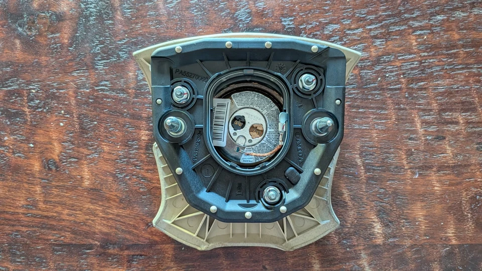 Volvo OEM S80, V70, XC60, XC70 Steering Wheel Complete Assembly 4 Spoke Beige - Image 4 of 4