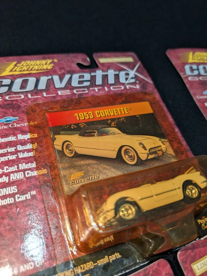 Lote de 4 Corvette Collection Johnny Lightning 1953, 1963, 1965 y 1998 Foto 3 de 4