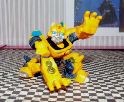 Transformers Robot Heroes Movie Series 2 BUMBLBEE 2'' PVC Action Figure