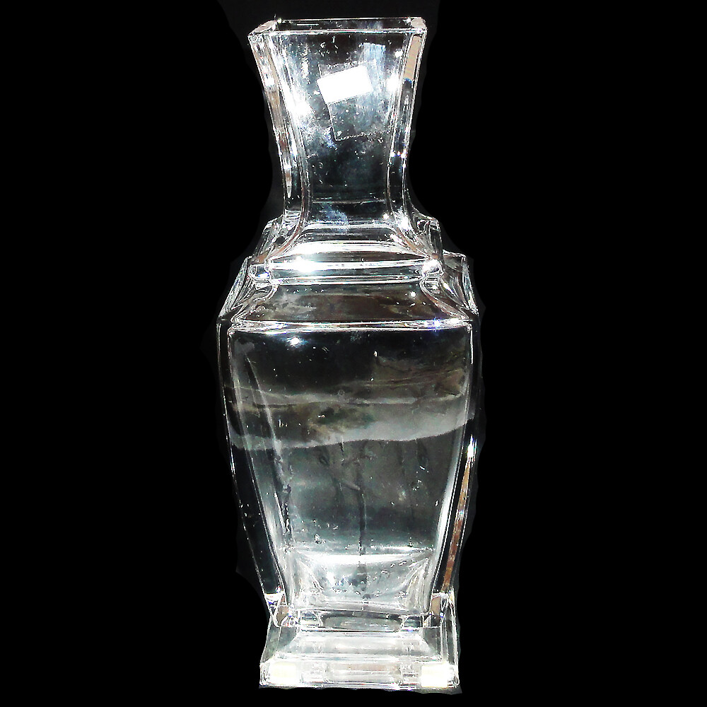 PEARL VASE by Baccarat Crystal 10.25 PEARL VASE by Baccarat Crystal 10.25