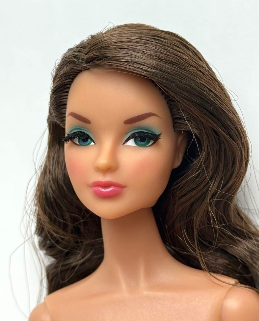 Integrity Toys Dynamite Girls Jett Body Only Doll Poppy Parker 