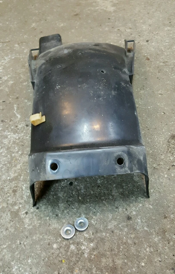 Honda CB900C 1982 guardabarros interior trasero personalizado de plástico CB900 Foto 2 de 4