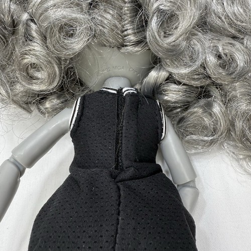 Shadow High Nicole Steel Fashion Doll incompleta - Foto 8 di 9