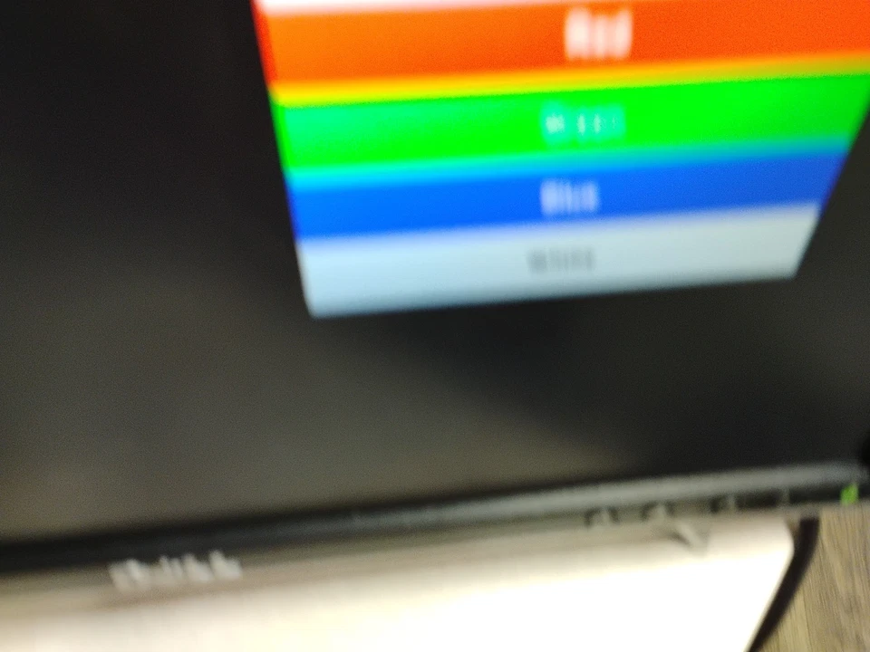 Dell Monitor Rev A00 16in Screen. (No HDMI Cord) - Image 4 of 4