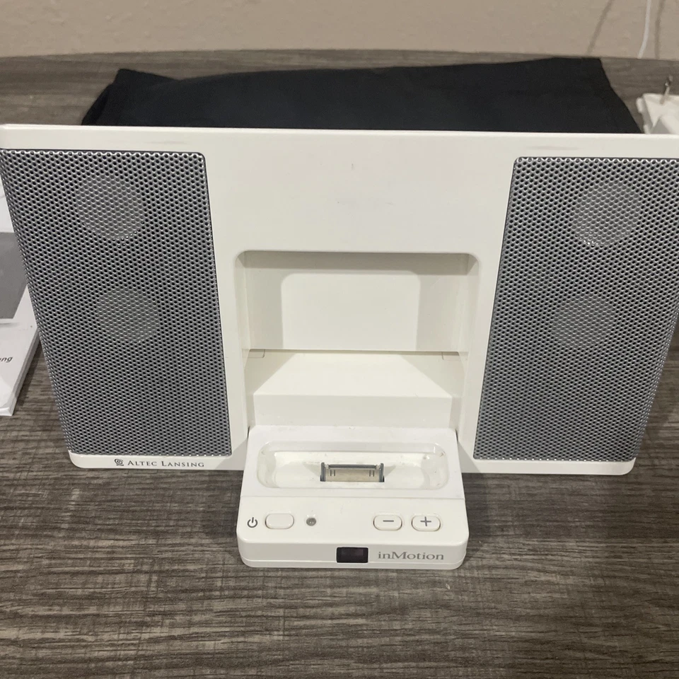 Sistema de audio portátil Altec Lansing InMotion iM3c para iPod estuche de transporte manual Foto 2 de 4