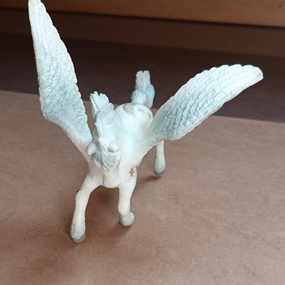 Pegasus Fantasyfigur weißes geflügeltes Pferd mit Glitzerflügeln & Sternen