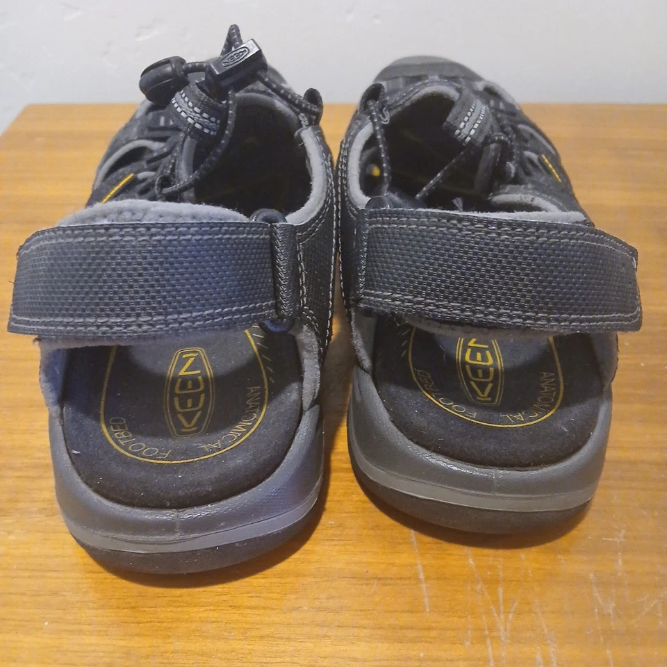 Keen Rialto H2 сандалии мужской размер 8 черный туризм воды водонепроницаемый сделано в США изящный! - Изображение 4 из 4