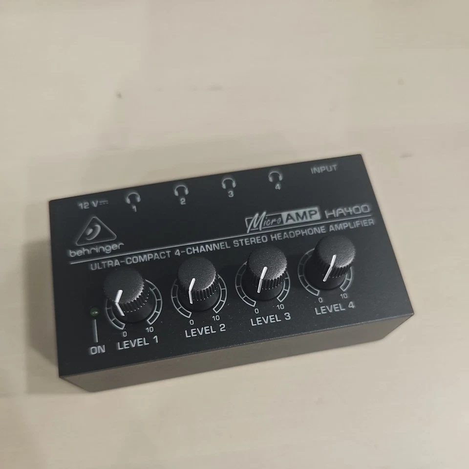Behringer MicroAMP HA400 ultra-compact 4-channel stereo headphone amplifier - Image 3 of 4