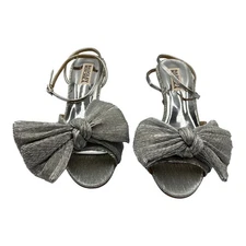 Badgley Mischka Metallic Pleated Bow Kitten Heel Sandals Silver Size 6