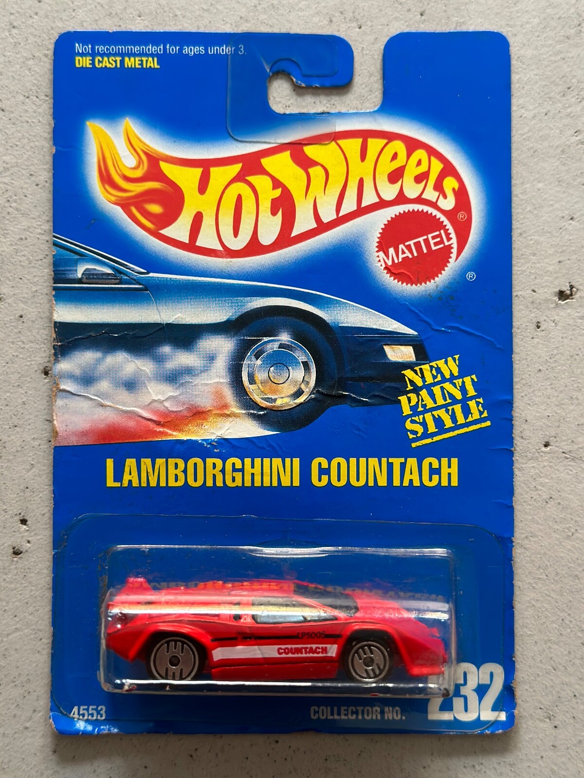 1991 Hot Wheels LAMBORGHINI COUNTACH New Paint Style with Protector