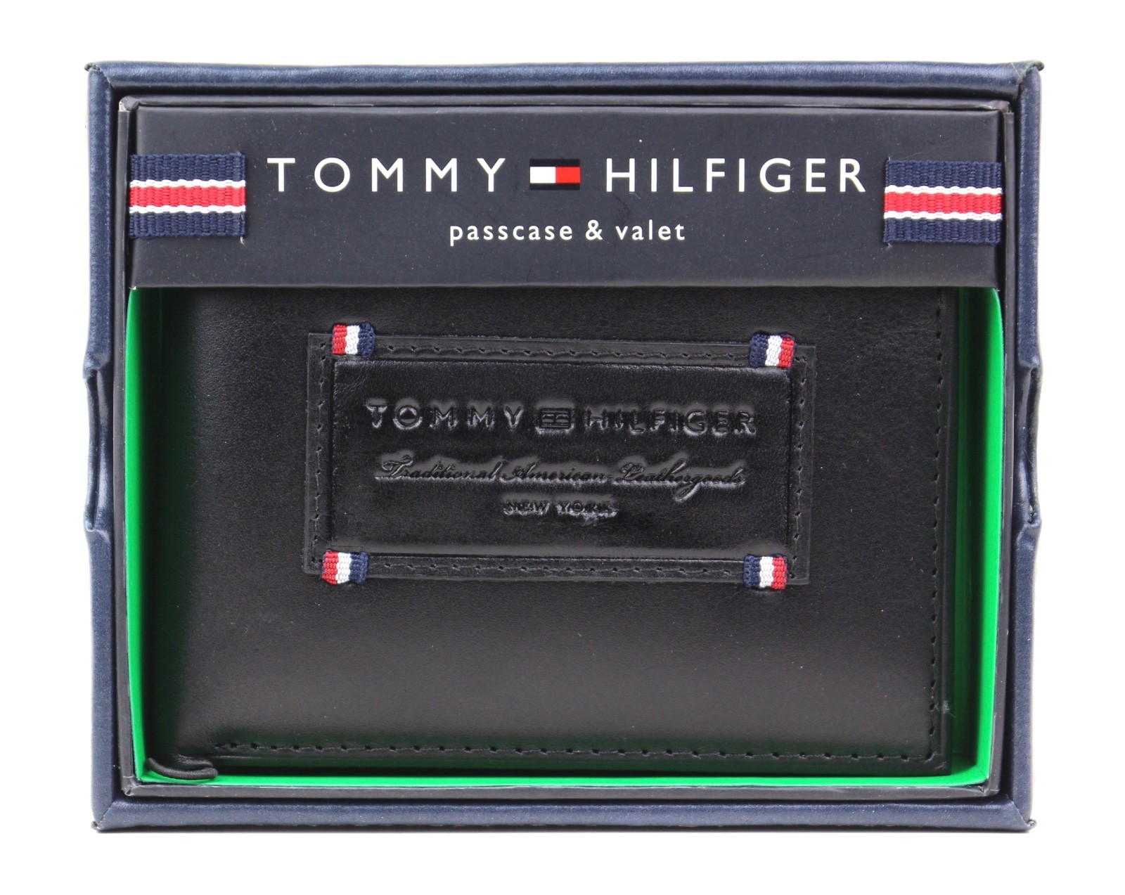 Tommy Hilfiger Mens Premium Leather Credit Card ID Wallet Passcase 31TL220061 5890₽