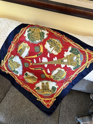 Souvenir de Paris ''Fluctuat Nec Mergitur'' Paris Landmarks Scarf 34'' Square