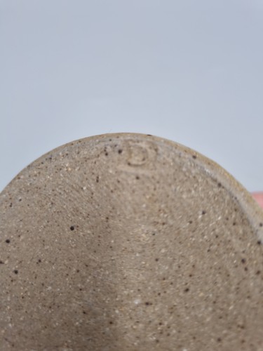 A Vintage Studio Pottery Small Bowl With Impressed 'D'. - Picture 8 of 9
