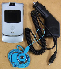 Motorola RAZR V3 - Silver  AT T / Cingular  Cellular Flip Phone - Bundled