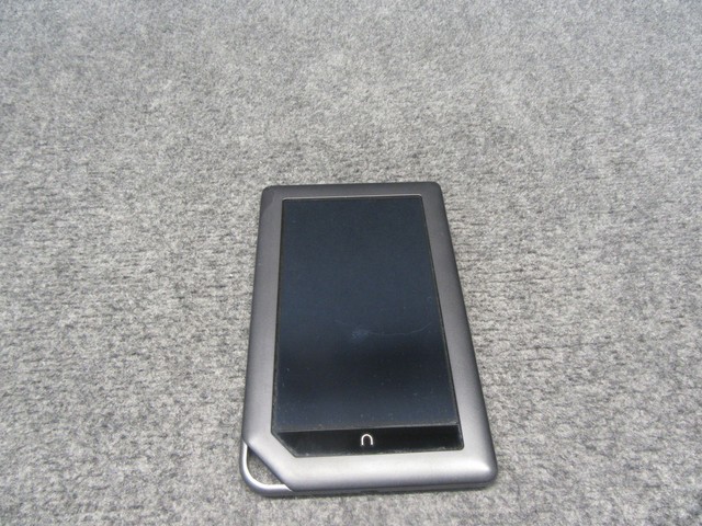 Barnes Noble Bnrv 200 Nook Color Touchscreen Tablet Ereader 8gb