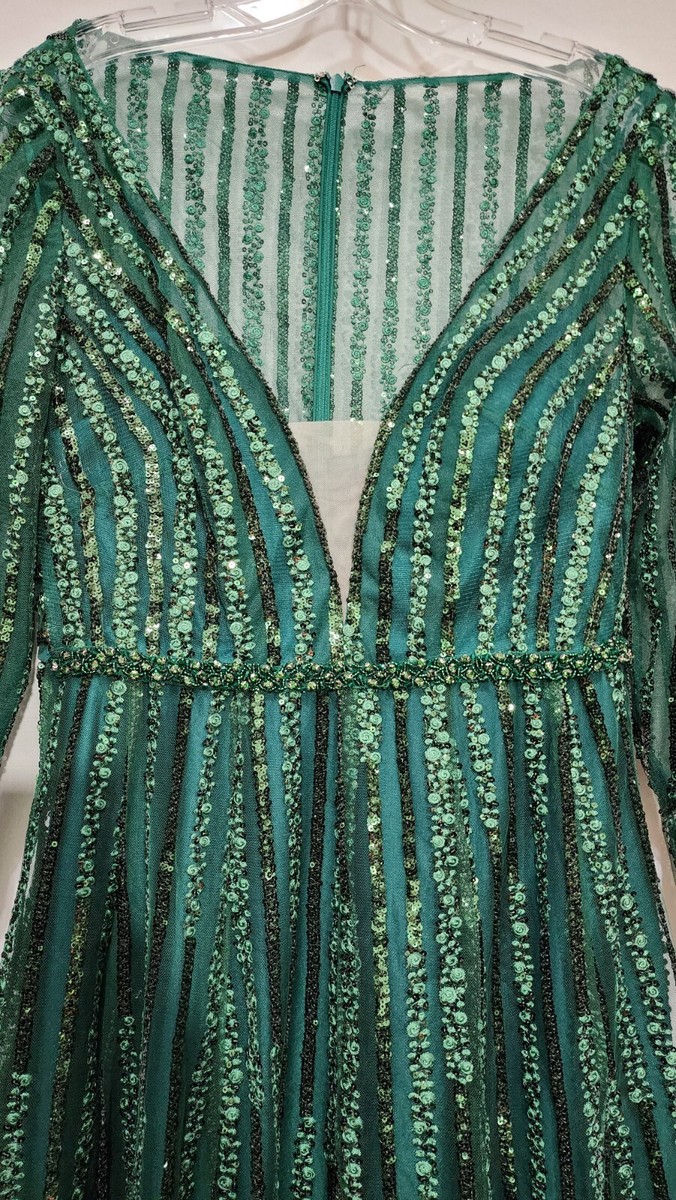 MAC DUGGAL Size 8 Emerald Green Plunging Striped Sequin Long