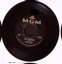 DAVID ROSS EBB TIDE/THE STRIPPER/MGM RECORD  VINYL 45 VG 37-158