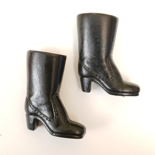 Vintage Marx Sindy Doll Red Shoes Mules Slippers and Black Horse Riding Boots - Picture 7 of 11
