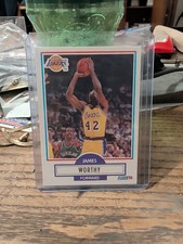1990-91 FLEER #97 JAMES WORTHY LOS ANGELES LAKERS NBA Basketball Card