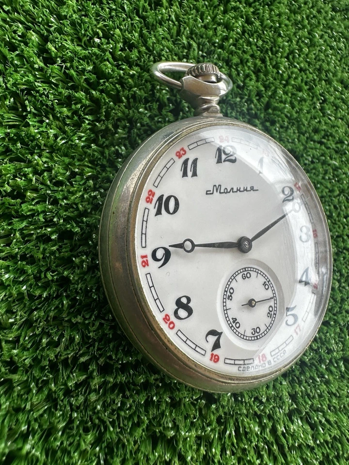 Molnija "Wolves" 复古怀表 机械 18 珠宝 苏联 — 第 2/4 张图片
