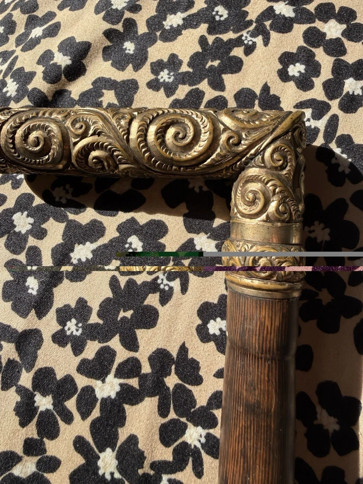 Antiguo mango de bastón laminado en oro vintage de los años 20 Foto 4 de 4