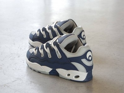 Osiris D3 OG Navy Blue White Skate Shoes for Skateboarding Used