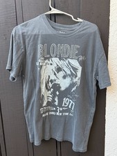 Blondie Mic T-Shirt – punk rock 1977 graphic t-shirt men women, size M