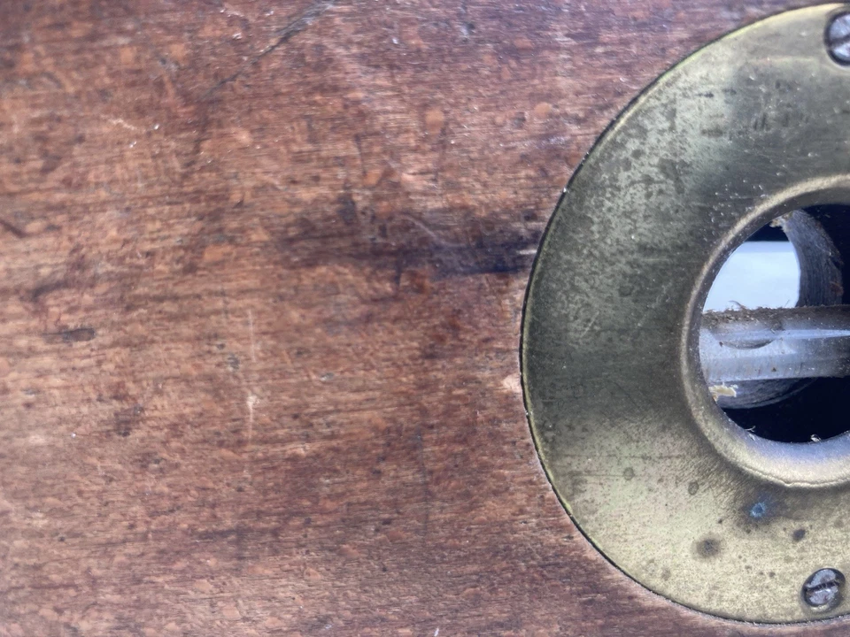 Disston & Morass. Antiguo nogal negro “nivel de espíritu” Foto 4 de 4