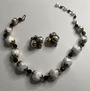 Vintage Demi Parure Choker & Clip-on Earrings