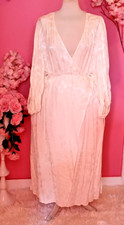 WOMEN PLUS SIZE SILKY V NECK LONG SLEEVE SPLIT SIDE IVORY MIDI DRESS ( SIZE L )