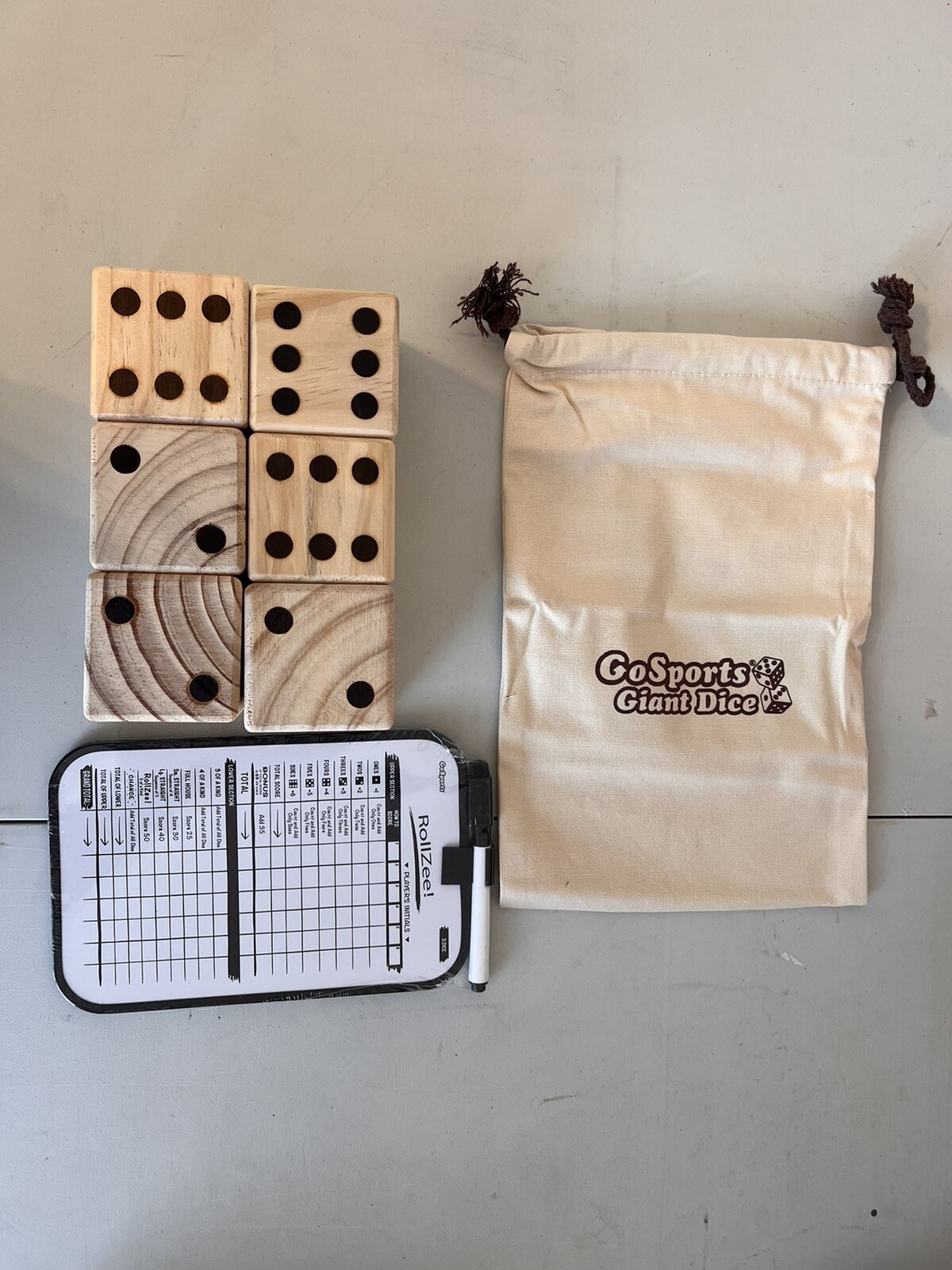 Giant Wooden Lawn Yahtzee Game Yard Dice Set with 6 Dice 1 Dry Erase