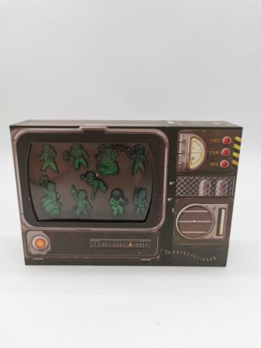 Fallout Glow in the Dark Enamel Pin Set of 9 (Numskull, 2018) RARE Pip-Boy - Picture 1 of 6