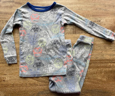 GAP Star Wars PJ Set Boys Size 5 EUC Gray w/ Print Long Sleeve Classic 