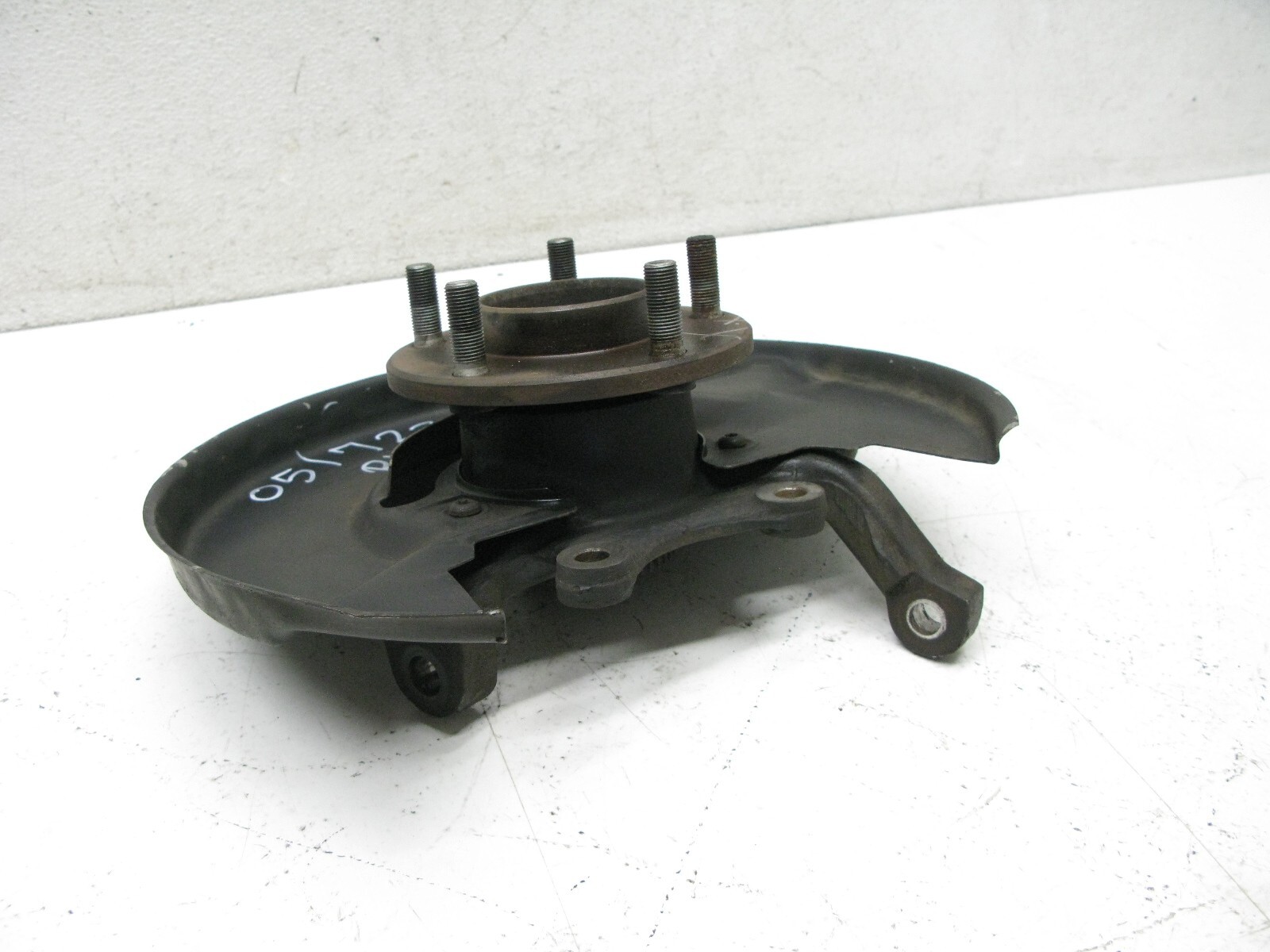 9706 Jaguar XK8 X100 XJ8 Front Right Passenger Side Spindle Knuckle