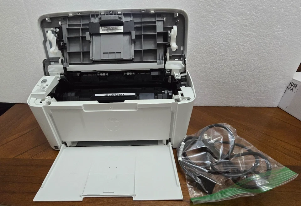 HP LaserJet M110we Wireless Monochrome Laser Printer Excellent Condition - Image 3 of 4