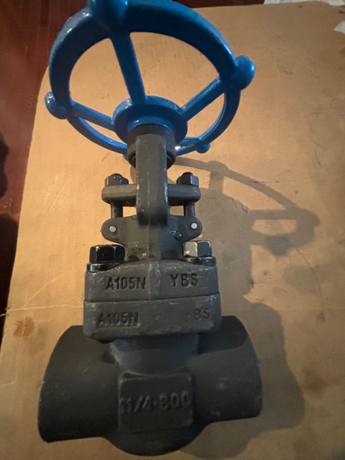 Sharpe 34834 1-1/4"-800Lb Gate Valve 1975 PSI @ 100F Threaded connection fast sh
