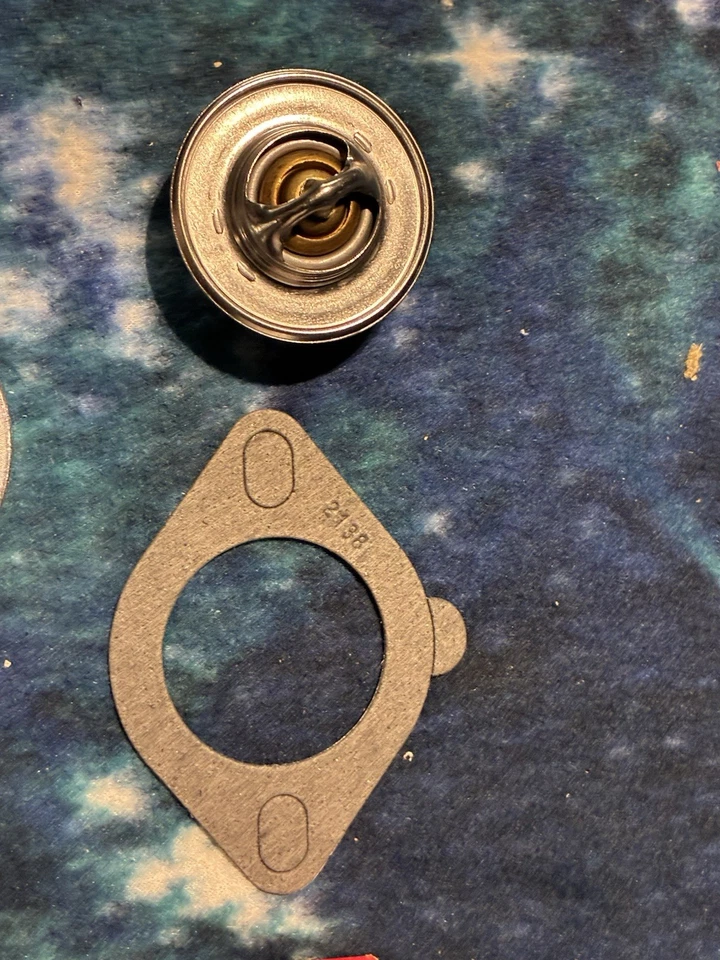 发动机冷却液恒温器外壳总成-套件 Motorad 4823KT — 第 3/4 张图片