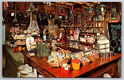 MI, Frankenmuth, Rau's County Store, Interior, Vintage Postcard