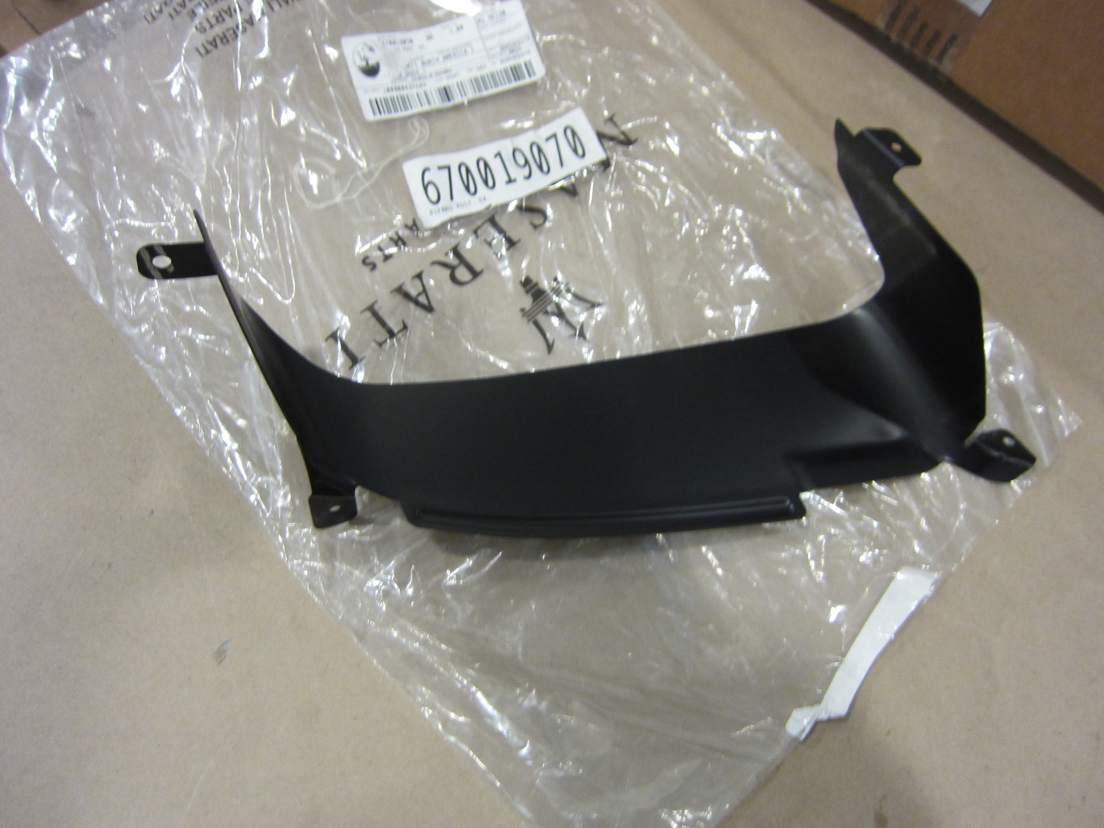 Maserati. Rear Right Guard. Part# 670019070