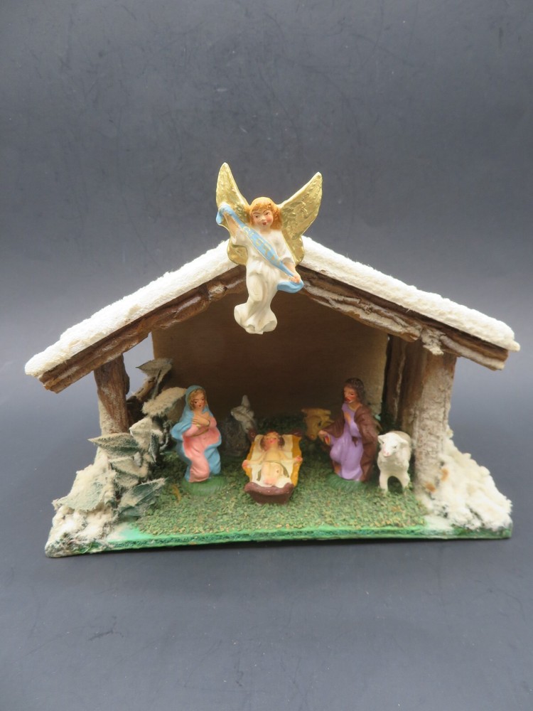 Vintage Crèche Nativity Manger Scene ~ Holiday Display / Made in Italy