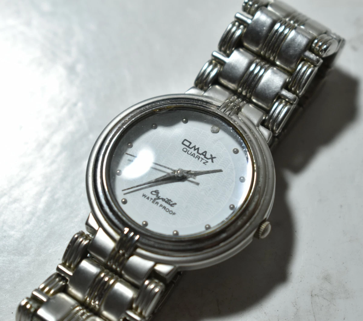 Vintage Omax Watch Quartz Crystal Water Proof Japan HB330 Working