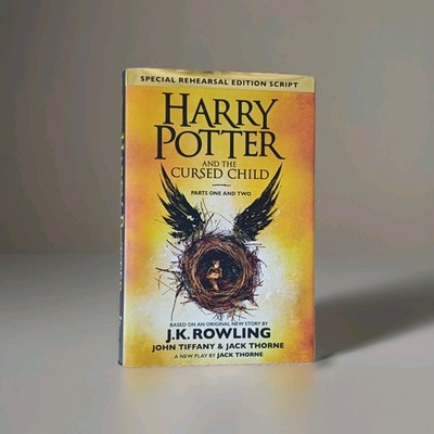 Harry Potter and the Cursed Child - Parts I and two von Joanne K. Rowling  