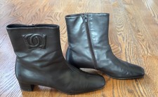 Vintage Salvatore Ferragamo Boutique Black Leather Gancini Ankle Boots 8 B Italy