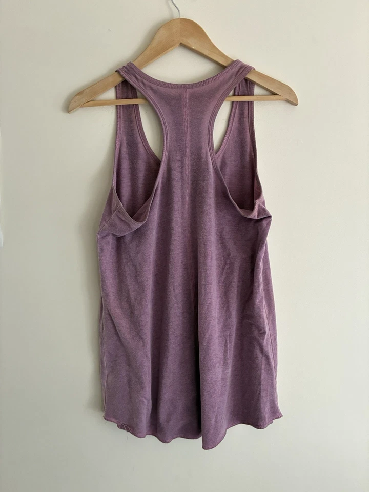 Женская однотонная фиолетовая прозрачная майка из смеси полиэстера Mossimo Supply Co спортивная майка M - Изображение 3 из 3