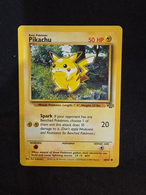 1999 JUNGLE SET - PIKACHU - #60/64 - POKEMON CARD - RARE! ORIGINAL