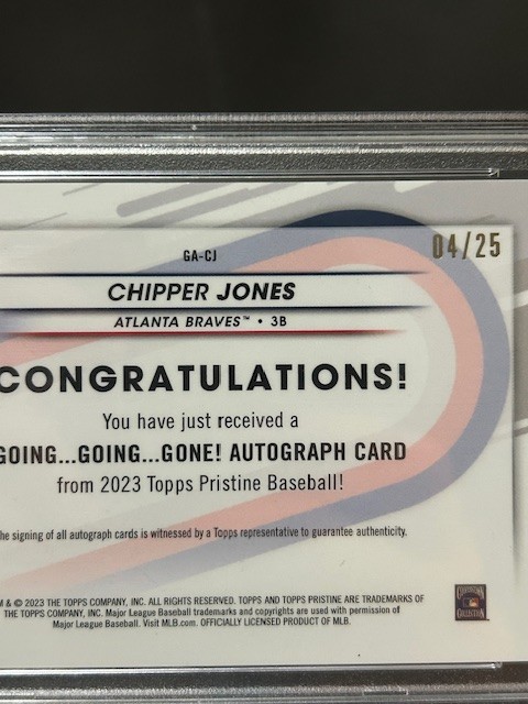 2023 Topps Finest Chipper Jones Going, Gone! Refractor AUTO /25 PSA 10 Braves view 4