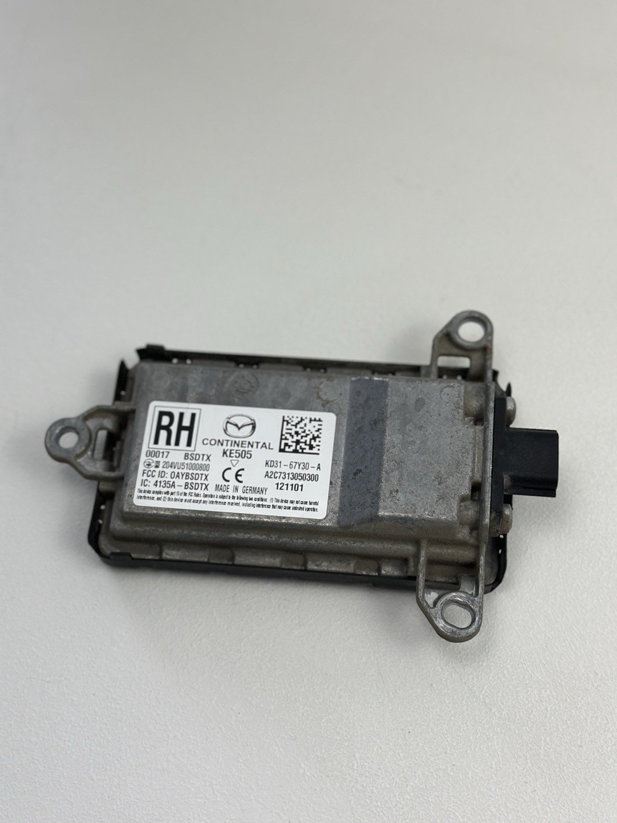 2013-2016 MAZDA CX-5 RIGHT BLIND SPOT ALERT CONTROL MODULE KD31-67Y30-A