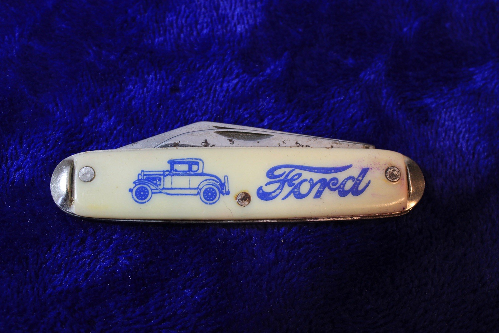 Novelty 2 Blade Ford Pocket Knife Accessory Truck Bronco Falcon Galaxie
