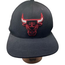 Chicago Bulls Baseball Hat Mitchell & Ness Hardwood Classics Wool Black Red