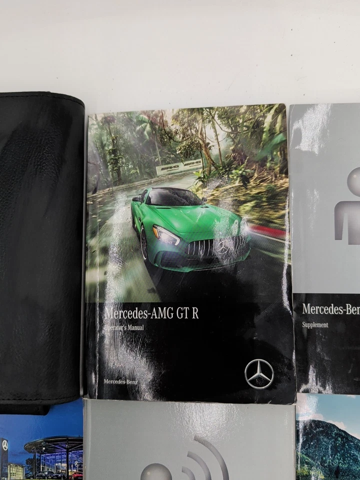 Mercedes Benz AMG GTR GT R GT-R 2018 manual del propietario con estuche Foto 2 de 4